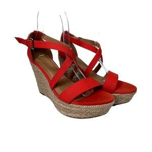 Report Women's Wedges Sandals size 7.5W Chai Beautiful Coral Color